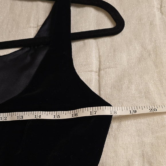 Valentino Virgin Wool Black and Cream Tweed Mini Dress. Vintage Night. - Picture 13 of 16